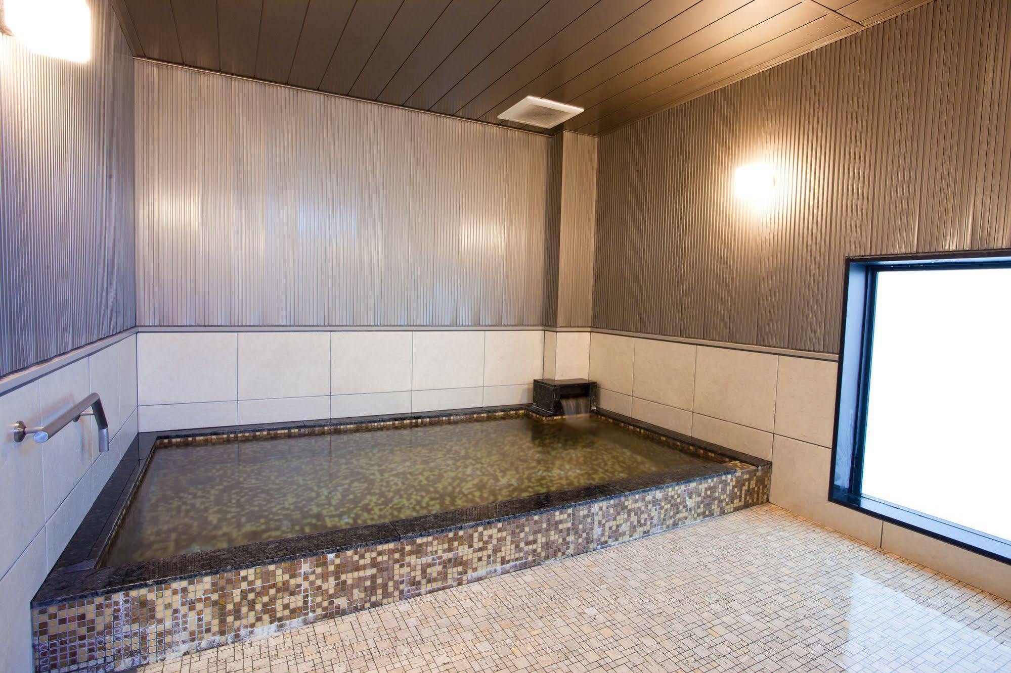 Kuretake Inn Premium Shizuoka Ekimae Exteriör bild